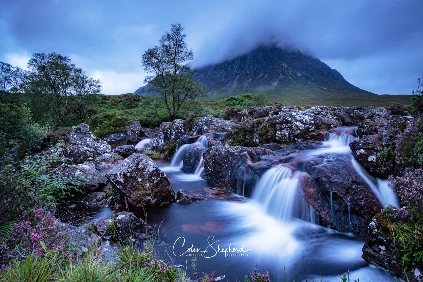 Buachaille Etive Mor, Glencoe

#buachailleetivemor #scotland #landscapephotography #landscapelovers #visitscotland #mountains #glencoe #waterfallphotography #greatbritainshots #hikebritain