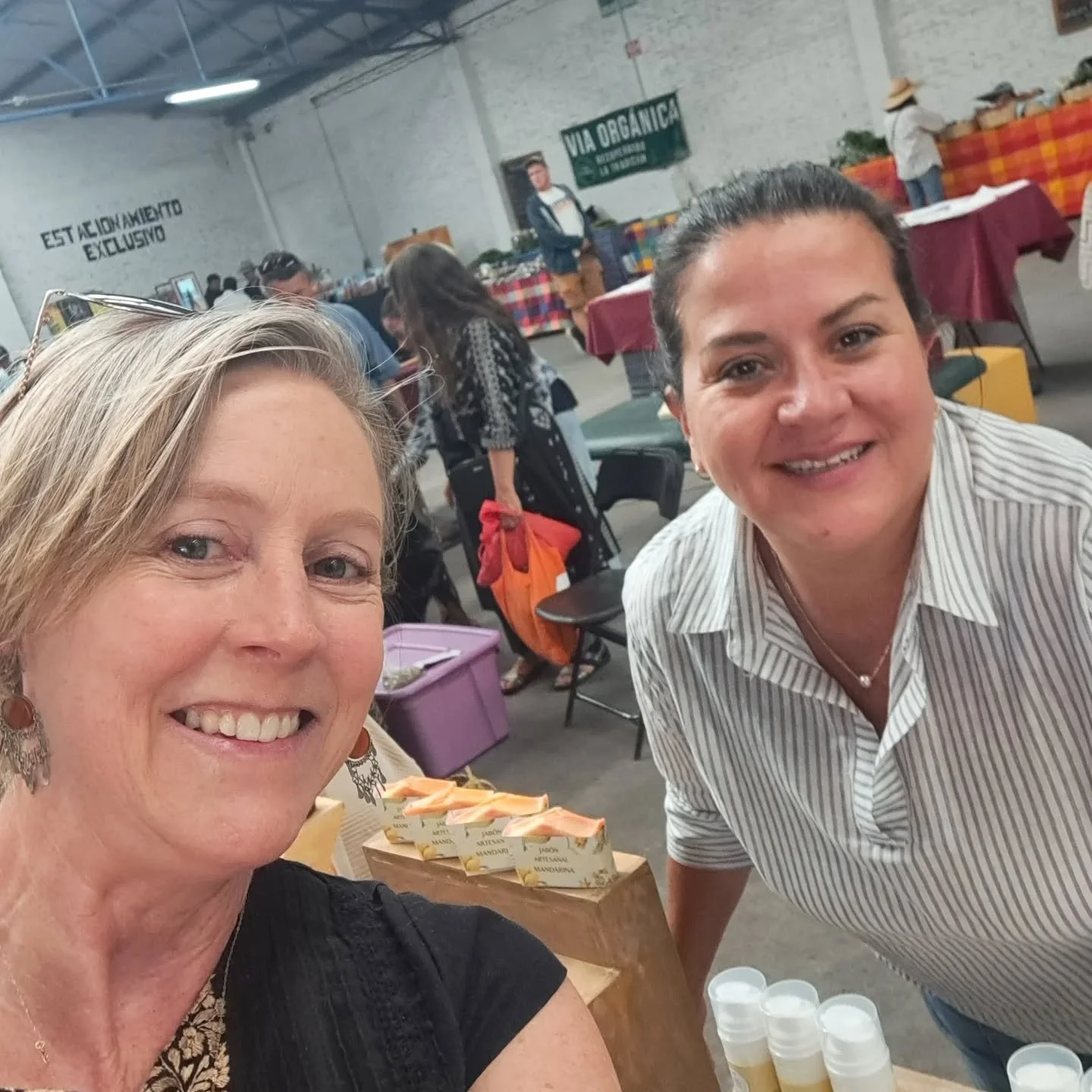 I've been getting a lot of compliments on my skin lately, and I give 100% credit to this lovely lady, Regina, who crafts all her skincare products with love and care. 

She must also add a dash of magic to everything, because I feel so beautiful!

Sh