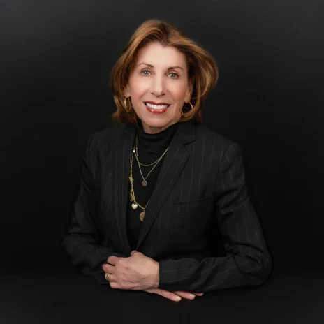 Barbara Fox
