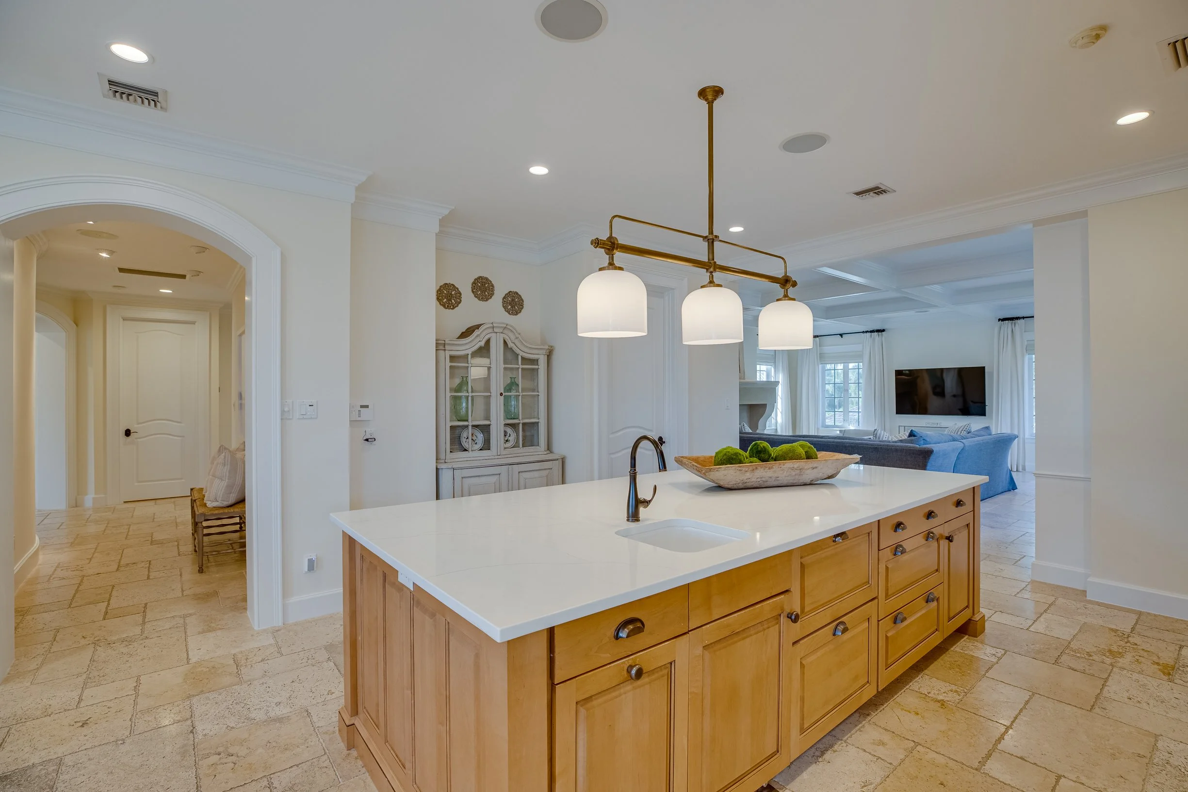20221012_102802_JaredBlais_@JBlaisPhoto_SallyDaley_1975OceanRidgeCir_JB_A8130HDR.jpg
