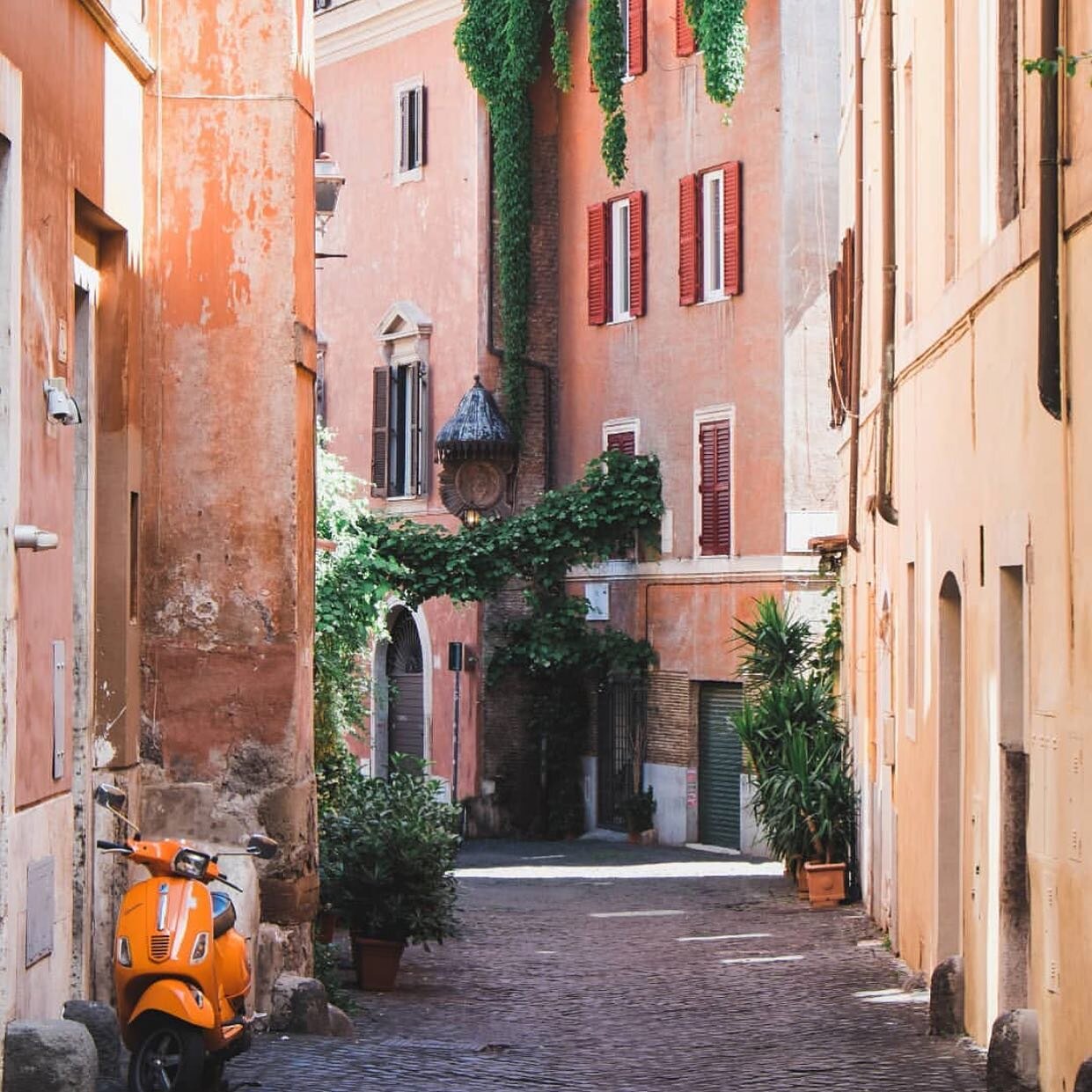 Counting down the days til Roma: T-7 🛵🇮🇹🍝

Headed to the Bel Paese to check in on our Italian friends and partners and realize firstahand why you too, should be headed there soon. 

#italytravel #takemetoitaly #italiandreams #yourprivateitaly