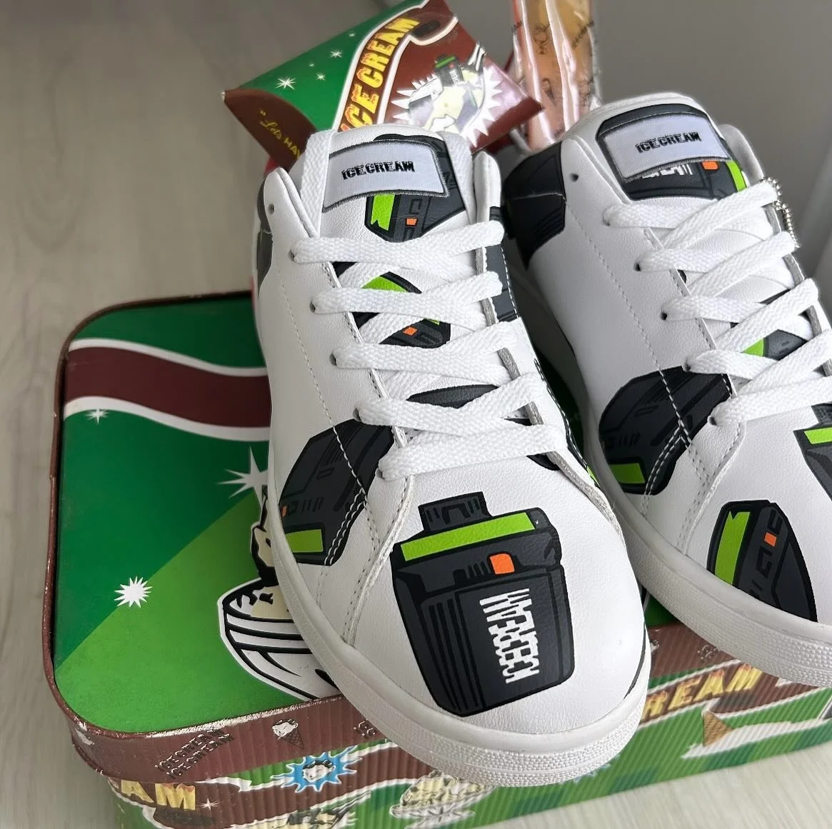 As Pharrell&rsquo;s personal style became heavily influenced by his friendship with BAPE founder NIGO, he made BAPE&rsquo;s bright graphics, bold patterns and signature camo de rigueur for rappers and cool kids alike. He also worked with Nigo, SK&amp