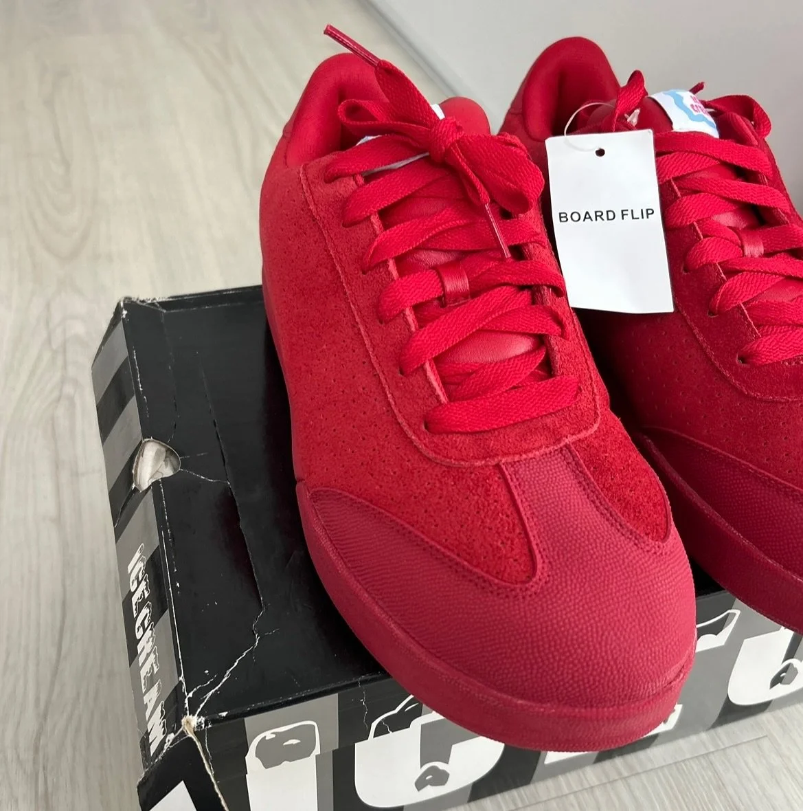 For sale is a limited original 2006
Reebok x BBC/ICE CREAM all red Boardflip 🍦 

This Ice Cream relic is rumored to have only 500 pairs released to the public, making them a true grail.

Pure nostalgia in a pair of sneakers that is still being model