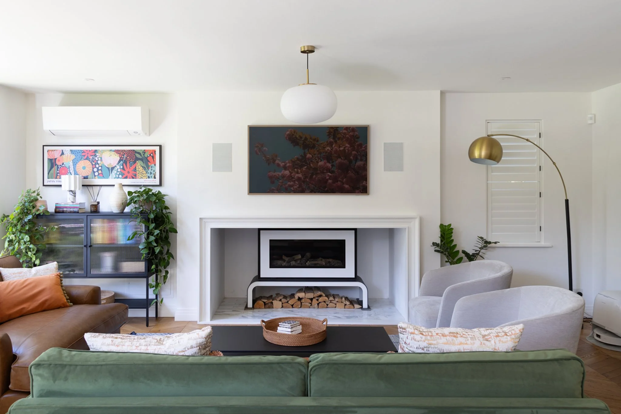 chantry_livingroom_11.jpg
