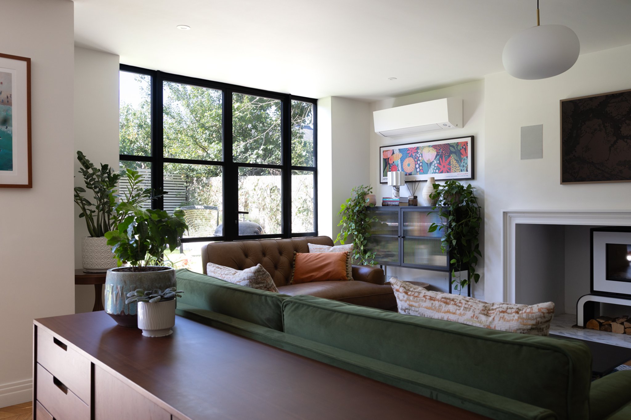 chantry_livingroom_12.jpg