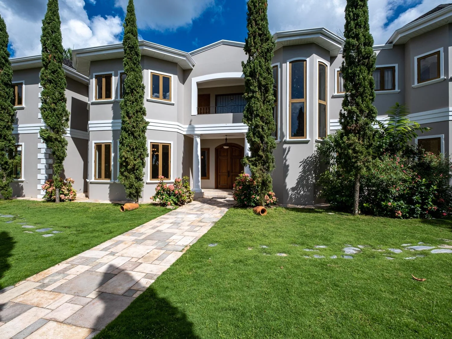 3 Ellerslie Park, St Clair House for Rent in Trinidad Yung Real