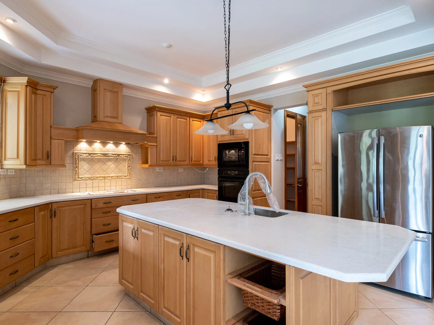 11-kitchen-11.jpg