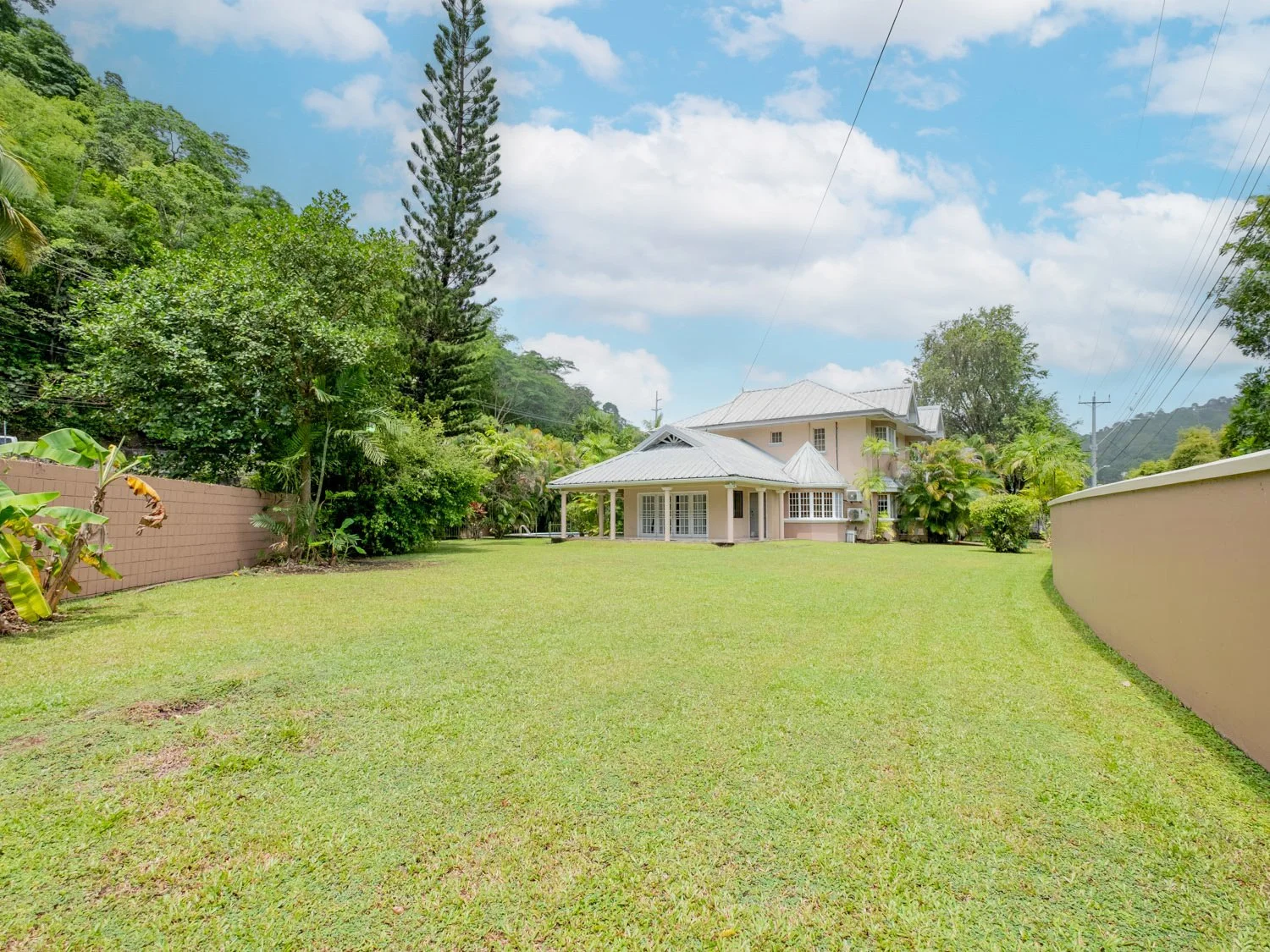 1 Pinehurst Park, Fairway Maraval-9.jpg