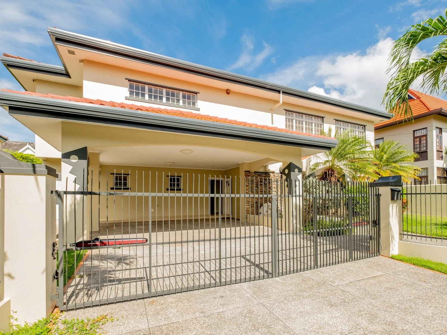 30 Regents Dr E, Regents Park House for Rent in Trinidad Yung Real