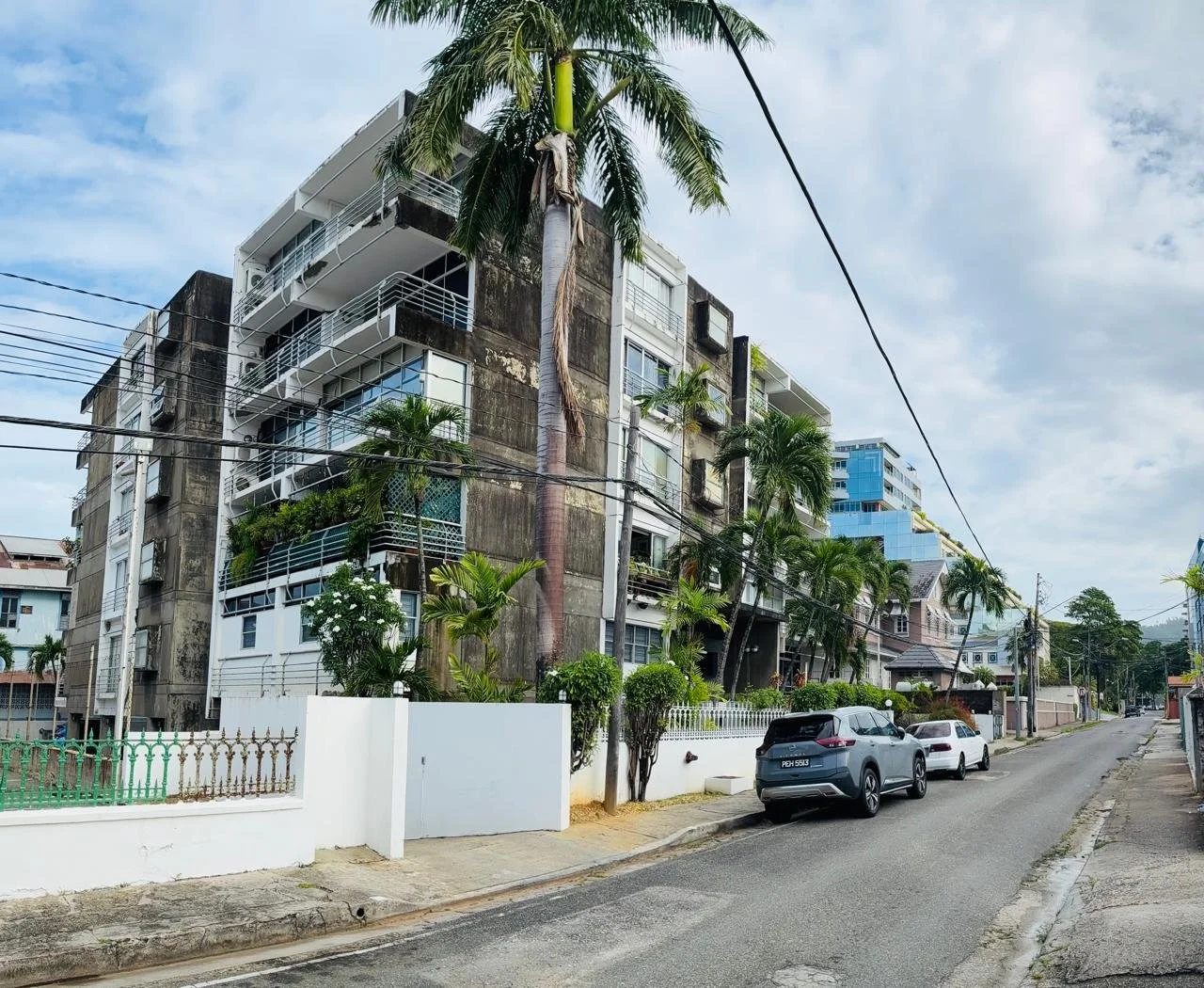 Unit 12, Highsquare Condos, Dere Street