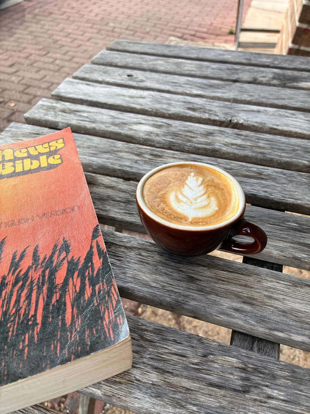 Swipe to see what happens when you get a macchiato and take it outside to read your Bible to enjoy this (almost) fall air and a slight breeze blowing in your face. 

(P.S. The Mach gets drank) 

See you soon Fairhope 

#specialtycoffee #latteart #loc