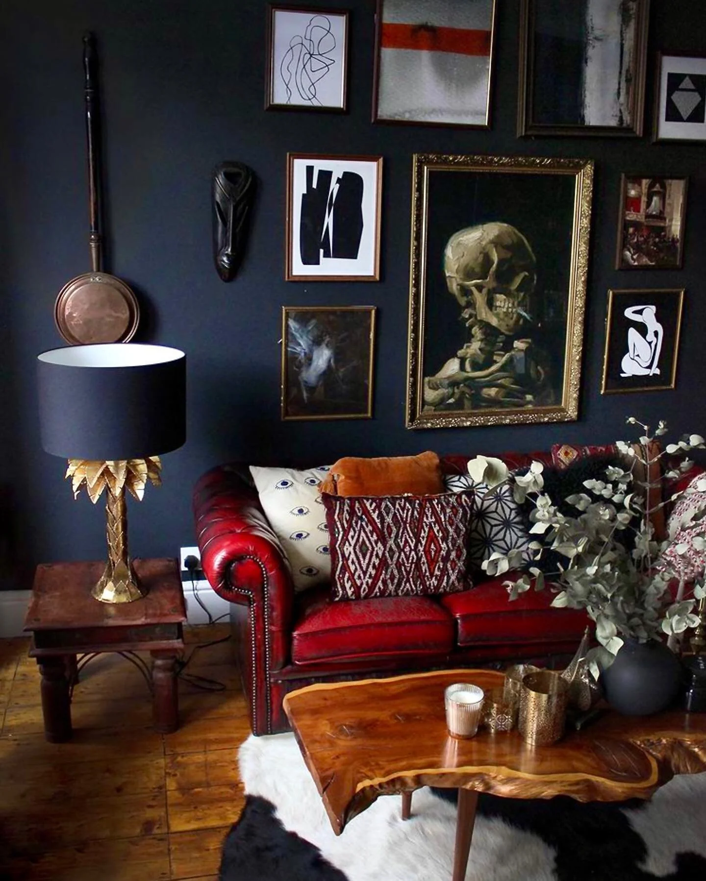 IT’S FRIDAY’S FEATURE PRESENTATION – SATURDAY EDITION & prepare to gain entrée into the lair, both literally & figuratively as we descend upon the architectural & cultural mecca otherwise known as Manchester (the