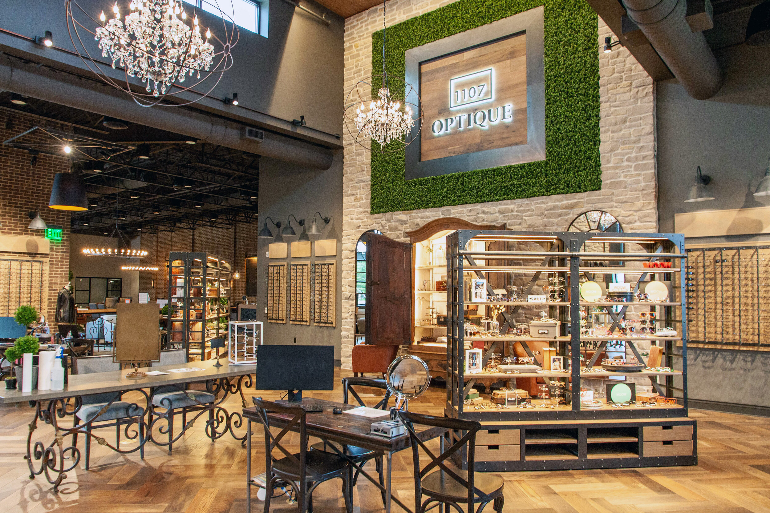 Eyeglass boutique