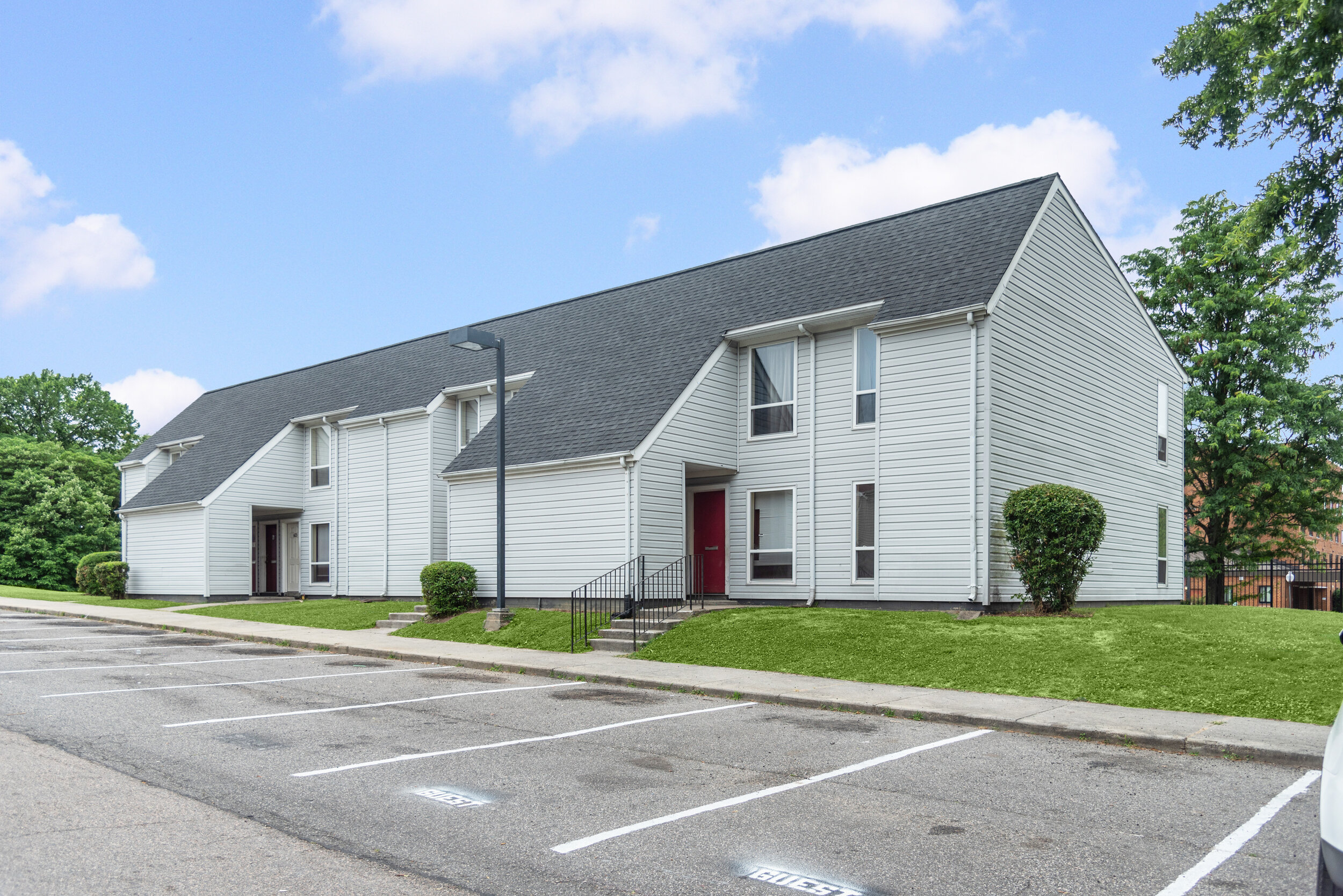 Landmark Condominiums Tarrytown