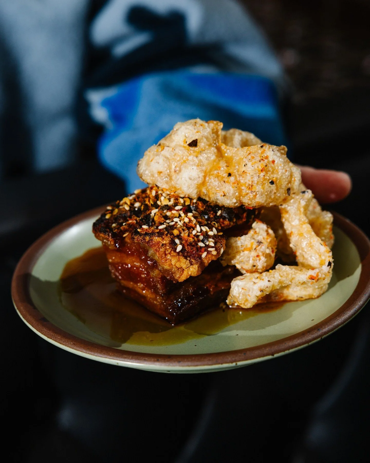 🐖 &gt; 🦃 We&rsquo;ve moved on to our pork belly cracklins! Reset your palate with us, use the link in bio to book a table!

#porkbelly #cracklins #rawbar #dtr #raleigheats #foodie #raleighrawbar #raleighrestaurant #foodstagram #raleighdining #seafo