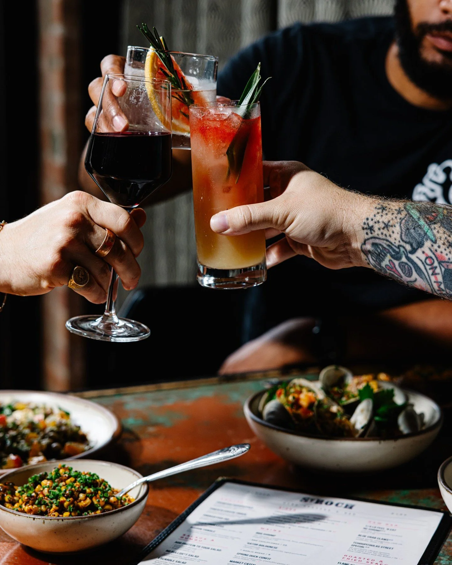 Cheers to a fresh week! Plan that dinner with friends, use the link in our bio to make your next resi 🍻 

#cocktails #raleighcocktails #winestagram #craftcocktails #redwine
