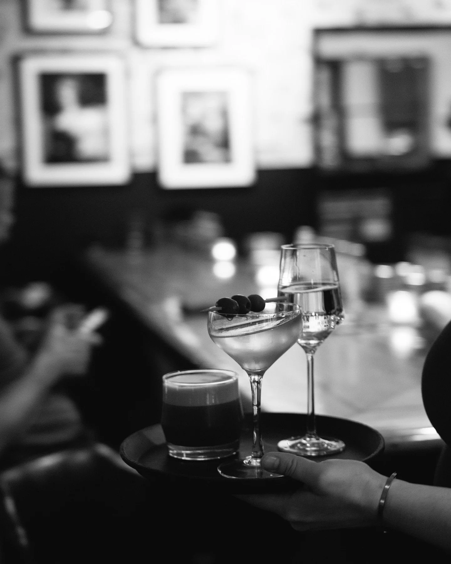 Pick your poison 🍸 Or try one of our expertly crafted spiritless beverages! Use the link in our bio to make a resi!

#stroch #wine #cocktails #raleigheats #downtownraleigh #raleighcocktails #winestagram #raleighrestaurants #winelist #cheers #finewin