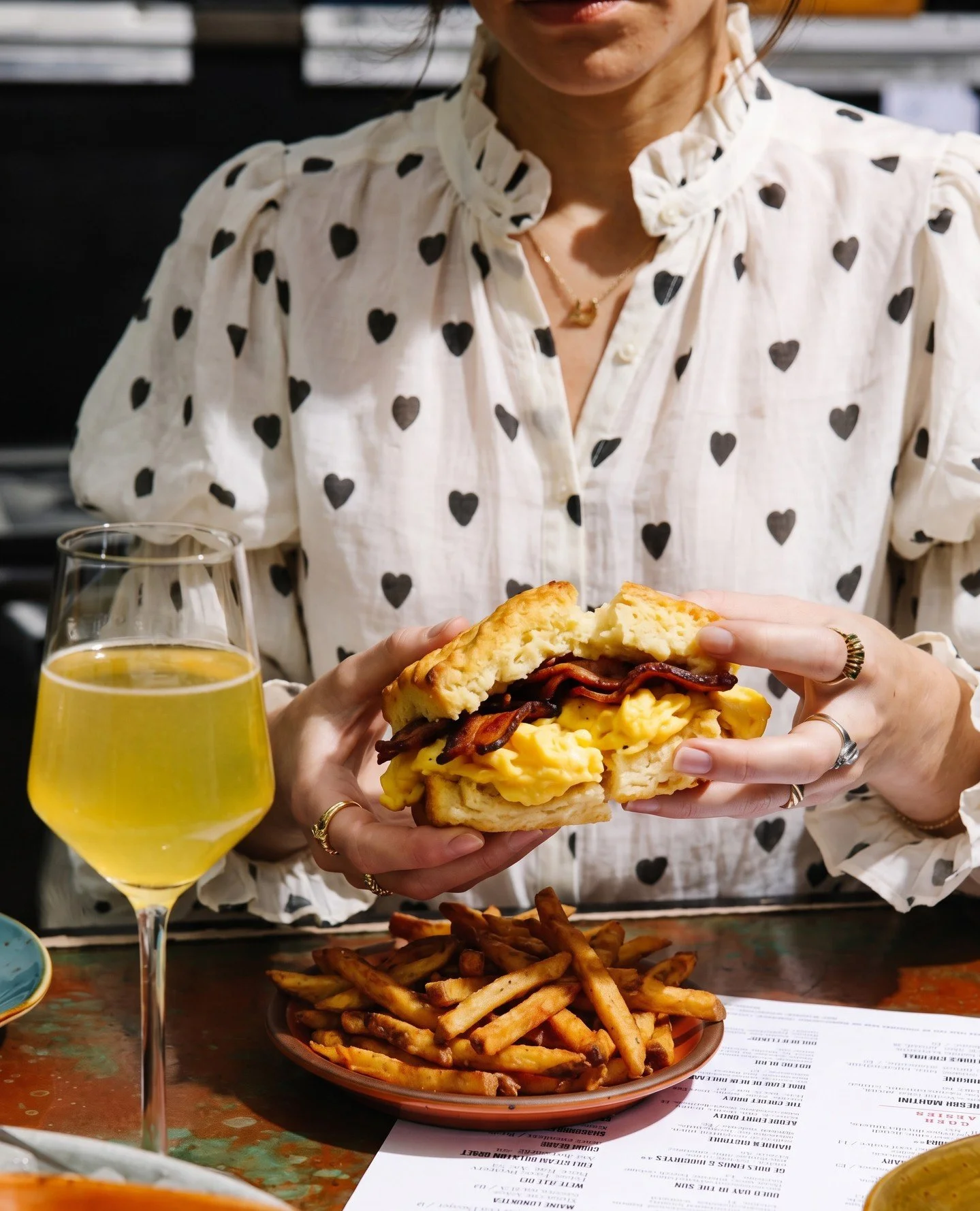 Got our hands full at brunch! A fresh biscuit and eggs can heal a lot of what ails you! Book a resi using the link in our bio 🍳

#brunch #downtownraleigh #raleigheats #raleighbrunch #raleighfoodpics #raleighfoodie #cocktails #oysters #rawbar #goodea