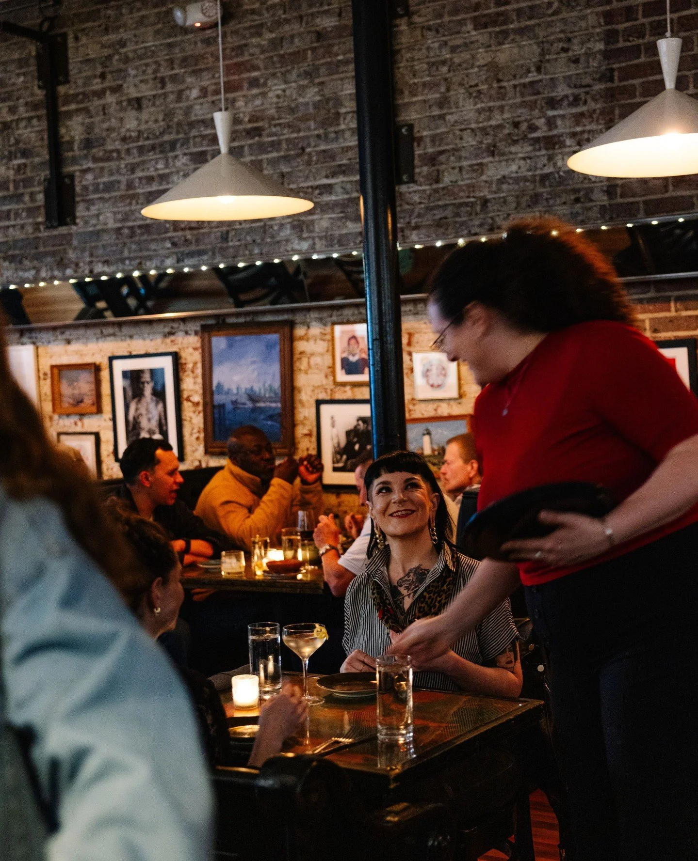 When the vibes are this good you can&rsquo;t help but smile 😊 ⁠
⁠
⁠
#stroch #raleighfood #raleigheats #neworleans #cajuninspired #downtownraleigh #oysterbar #seafood #raleighseafood #rawbar #goodvibes #raleighrestaurant #chefsunny #sunnygerhart #goo