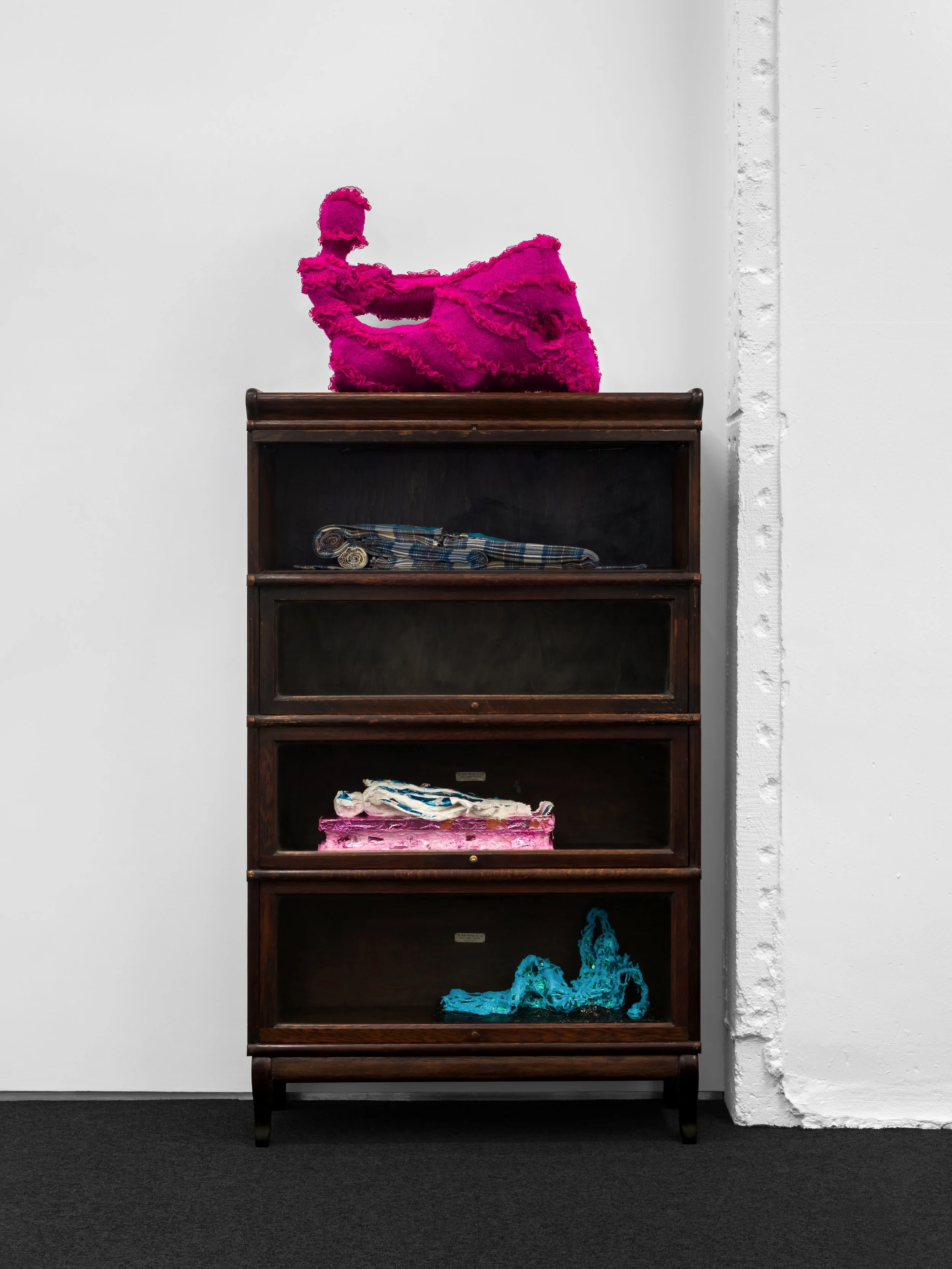 Installation view
The Elizabethan Lumber Room
A. Squire, London, 2026
Photo: Jack Elliot Edwards