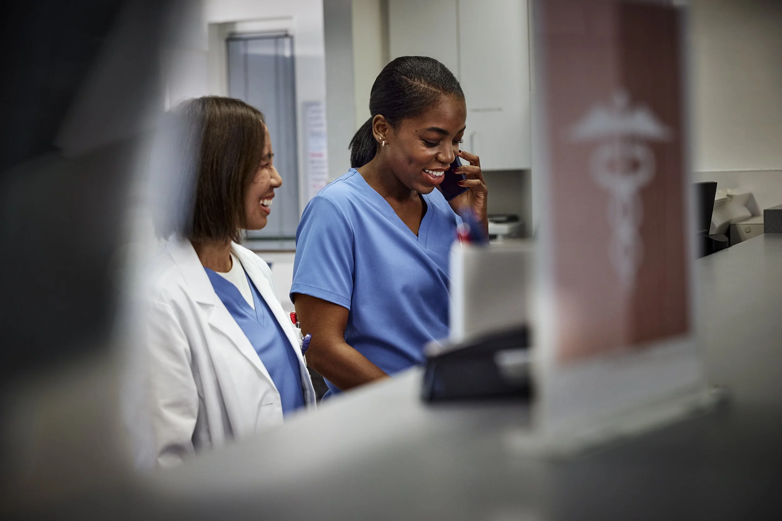212-92-241217_FIRSTNET_12_D2_HSPTL_NURSESTATION_A_0234_v2.jpg