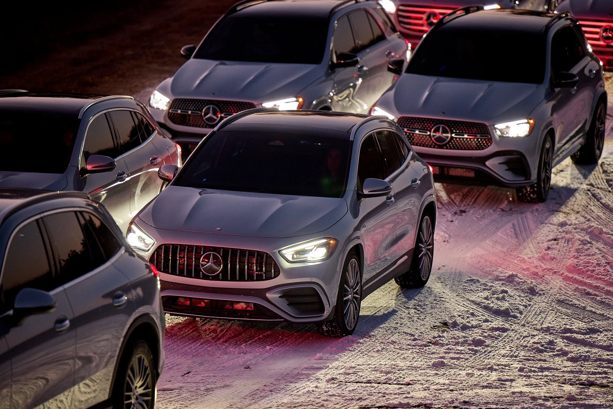 18_LINEUP_EVENINGSNOW_0057.jpg