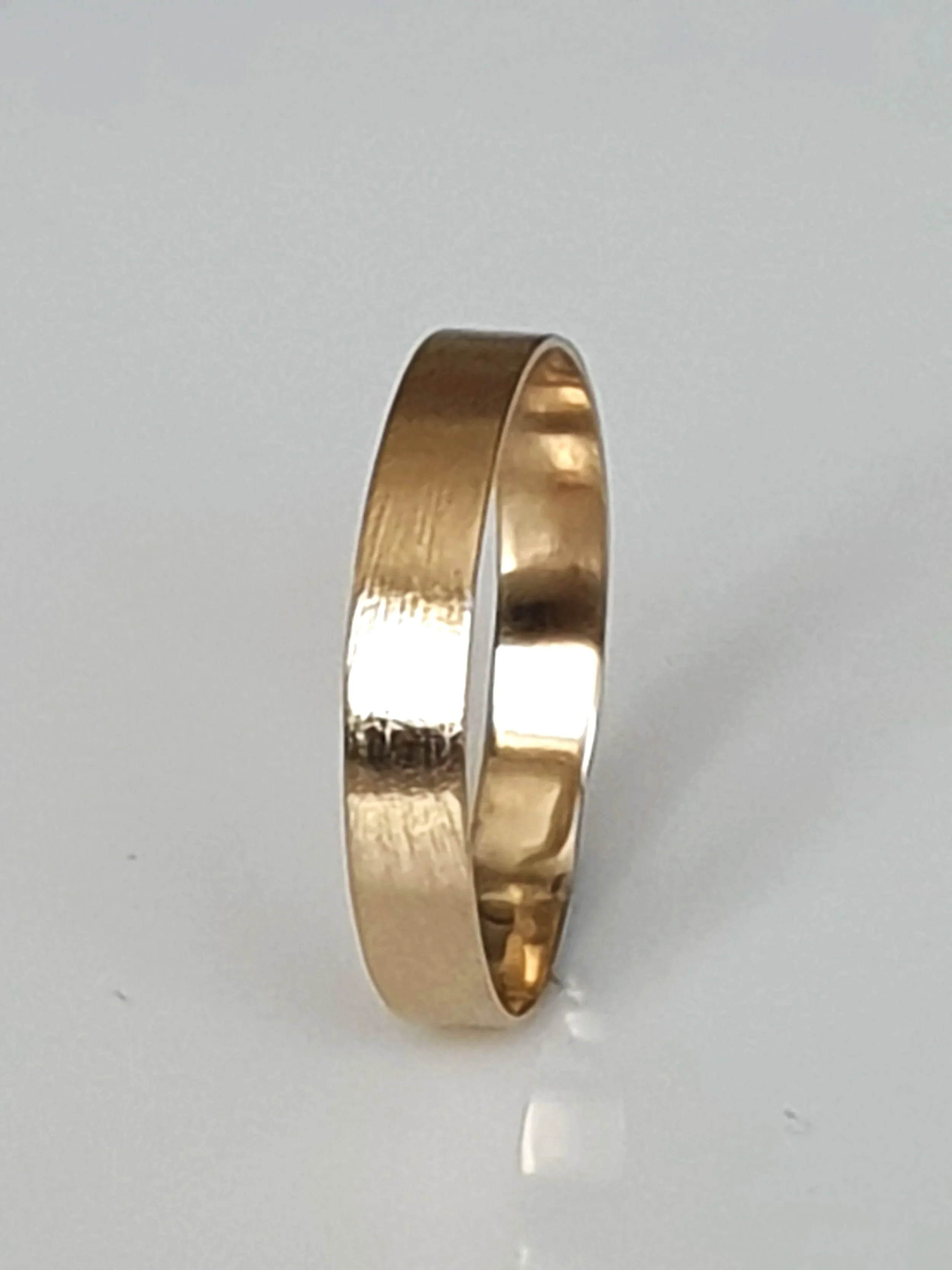 9ct Gold Wedding Band
