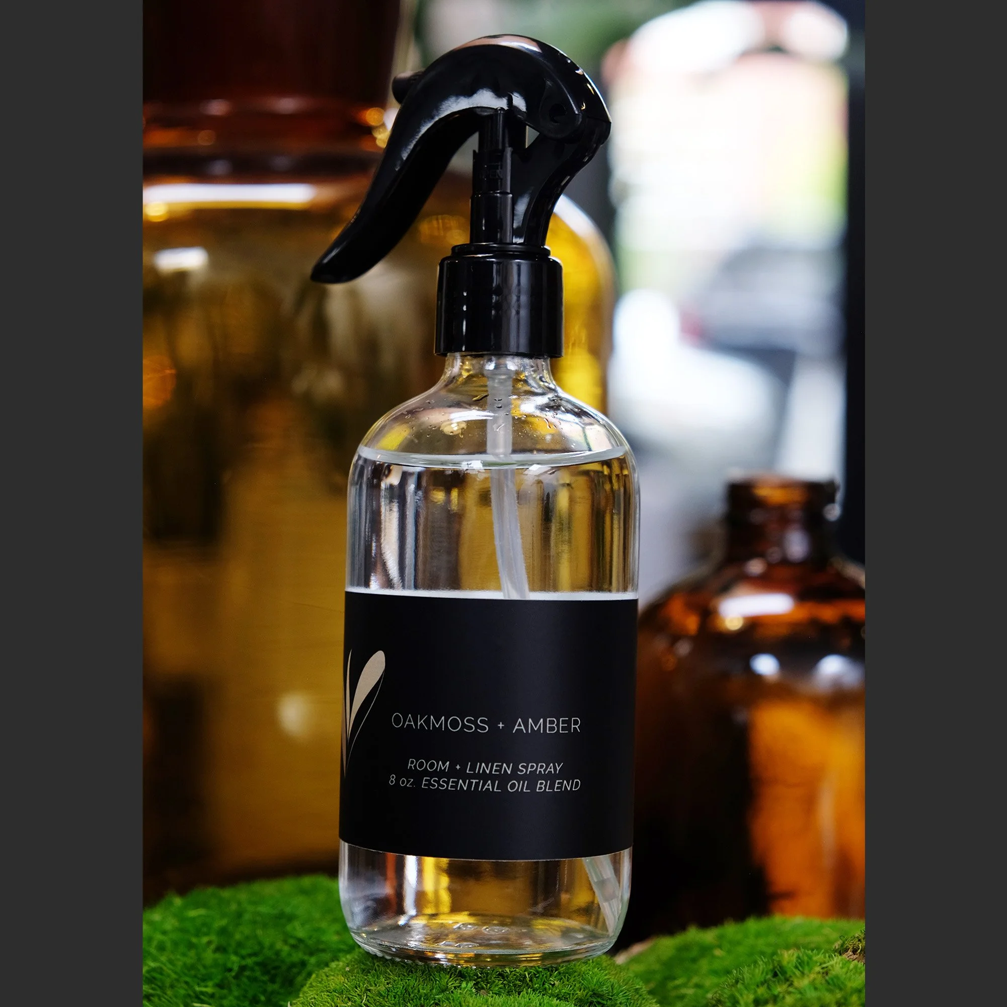 oakmoss and amber spray 2-fit.jpg