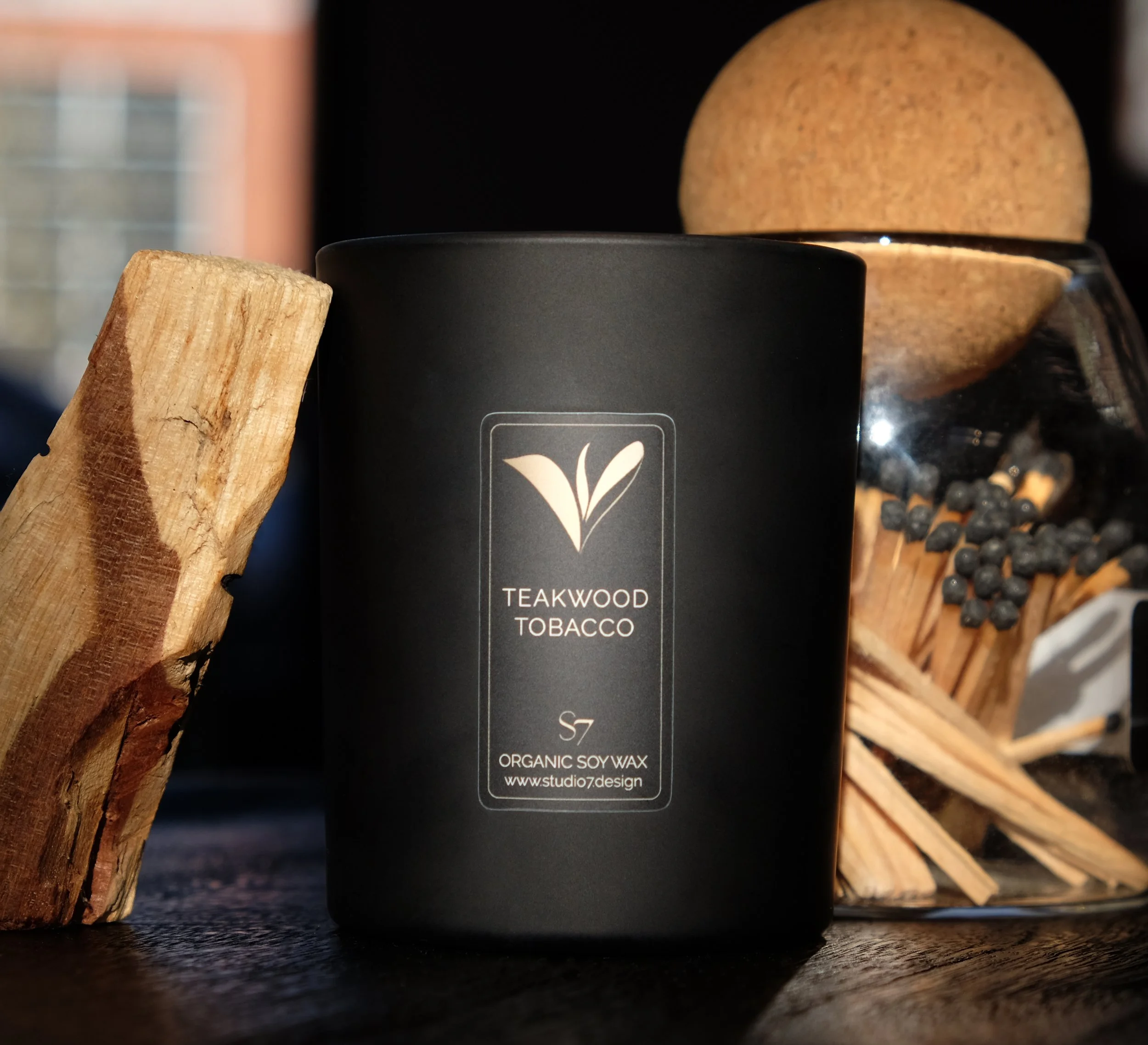 TEAKWOOD + TOBACCO