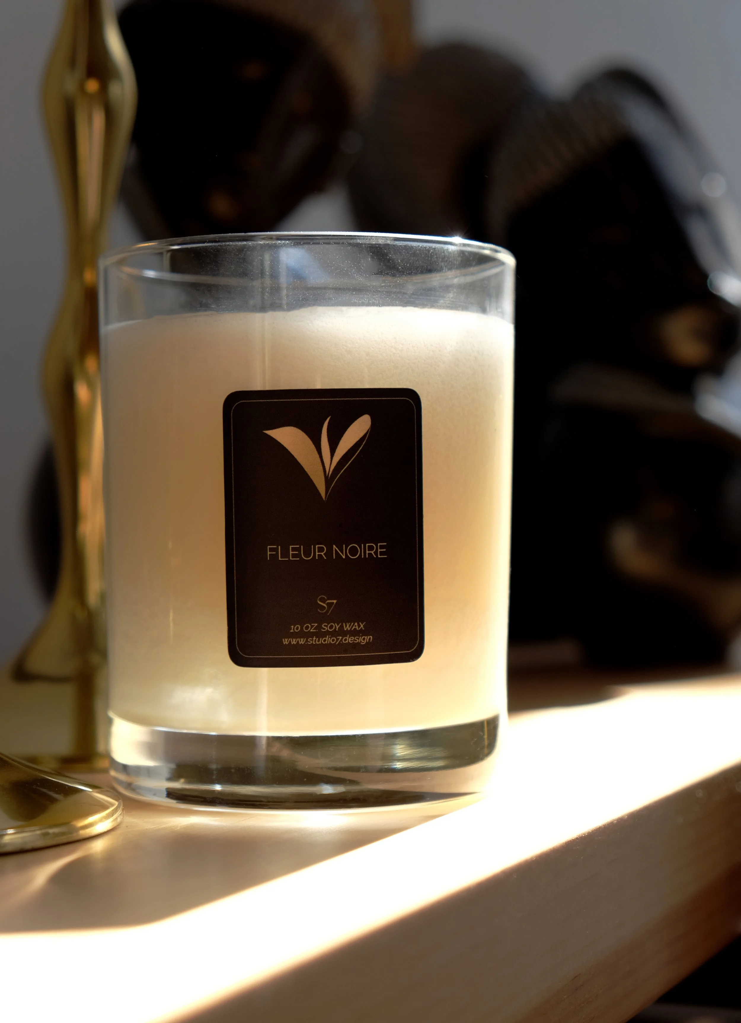 fleur noire final 2.jpg