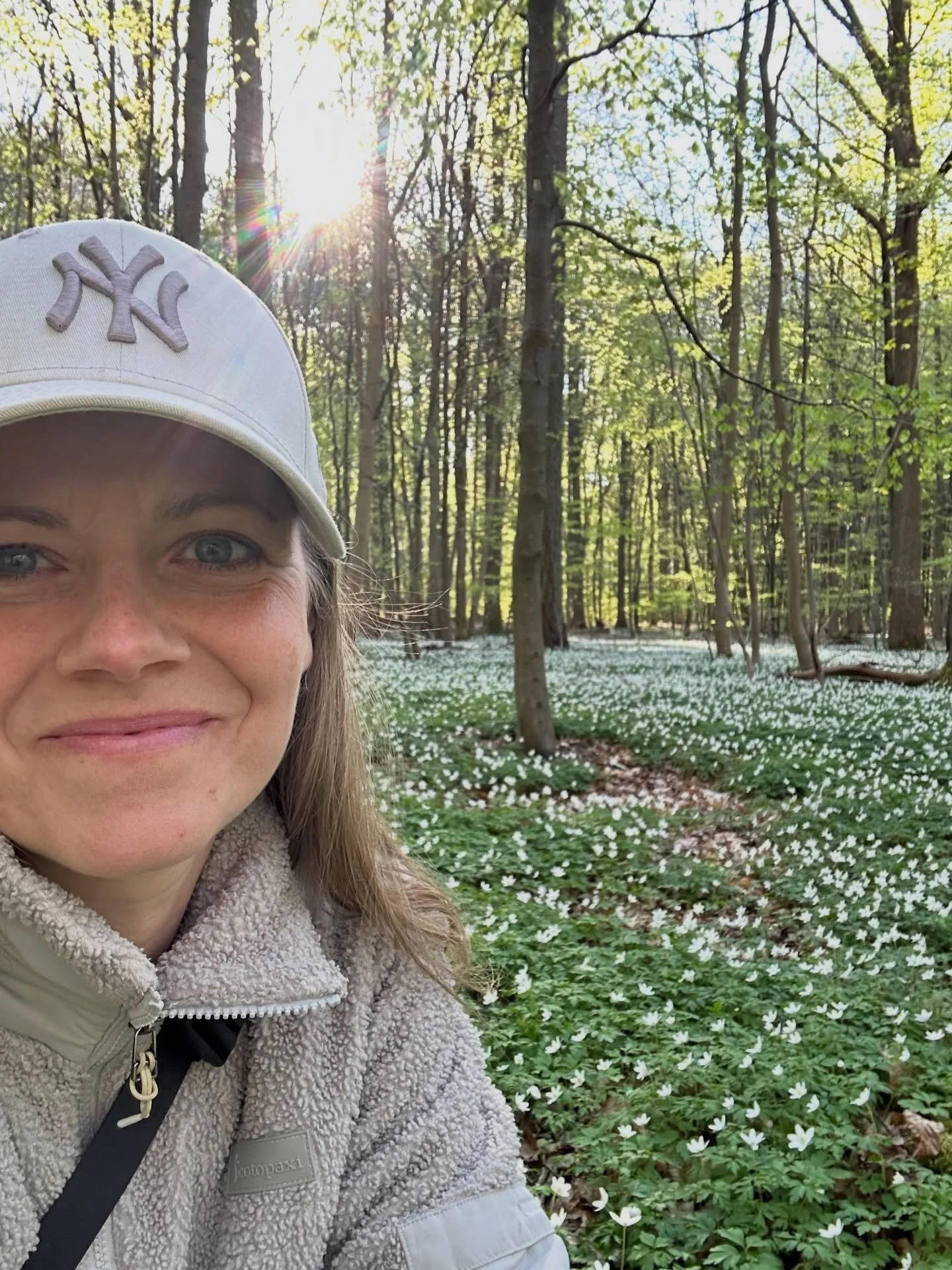 🌱April

Smuk, overv&aelig;ldende, sorgfuld, hjertevarm, og spirende. Mange f&oslash;lelser, mange bev&aelig;gelser. 

Billederne g&aring;r fra slut april til start april. Okay faktisk er det sidste billede af dejlige @cilleronde fra 28. marts, men l