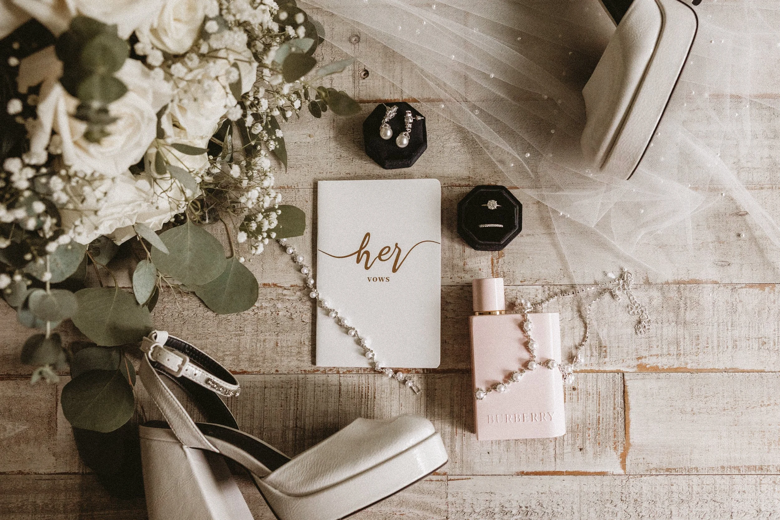 Beautiful keepsakes from the bride's elopement day