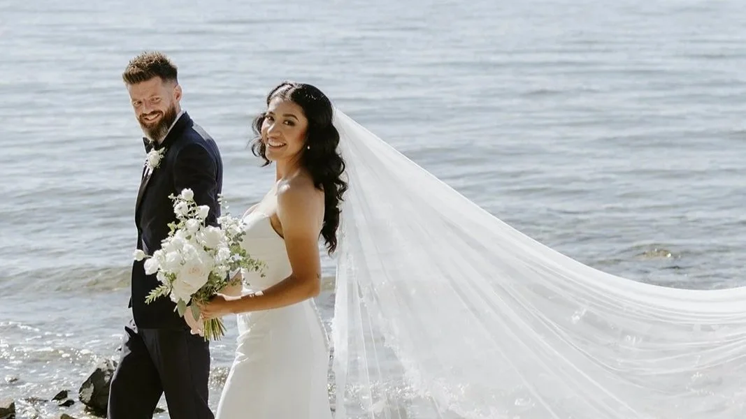 Two Countries, One Field: Veronica &amp; Jamie's South Surrey Elopement