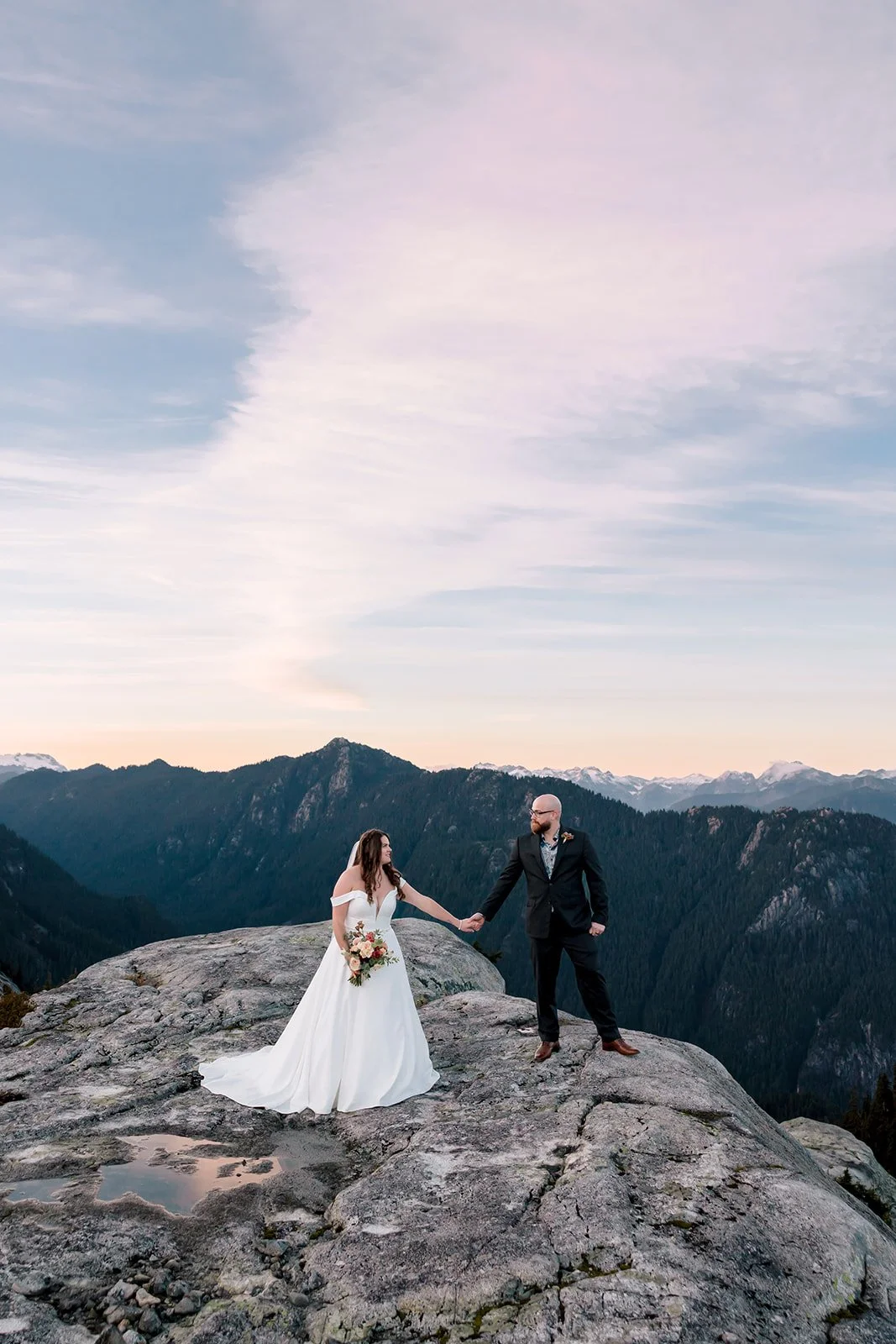 A bride and groom elope on a mountaintop near Vancouver, BC