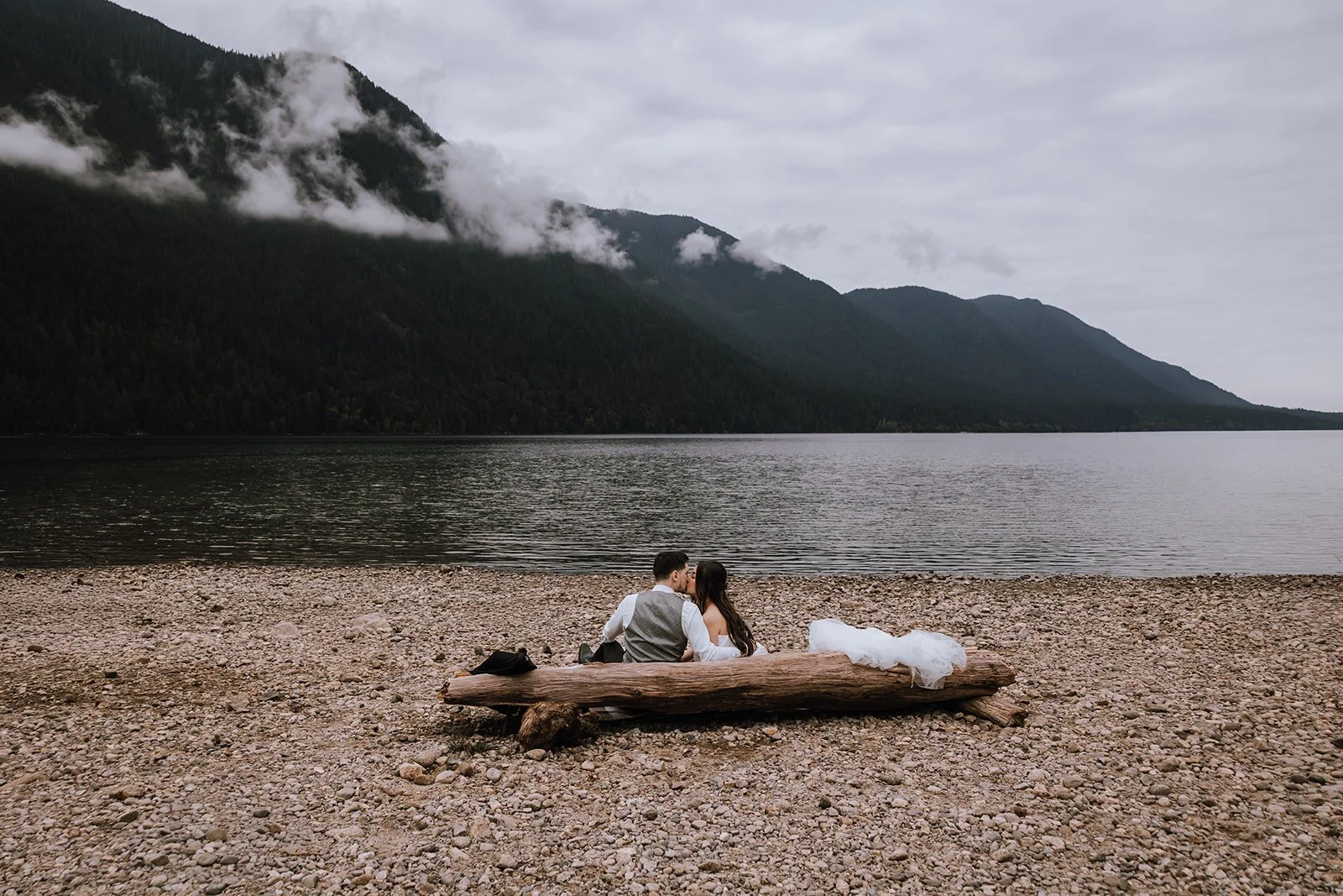The intimacy of a well-panned elopement