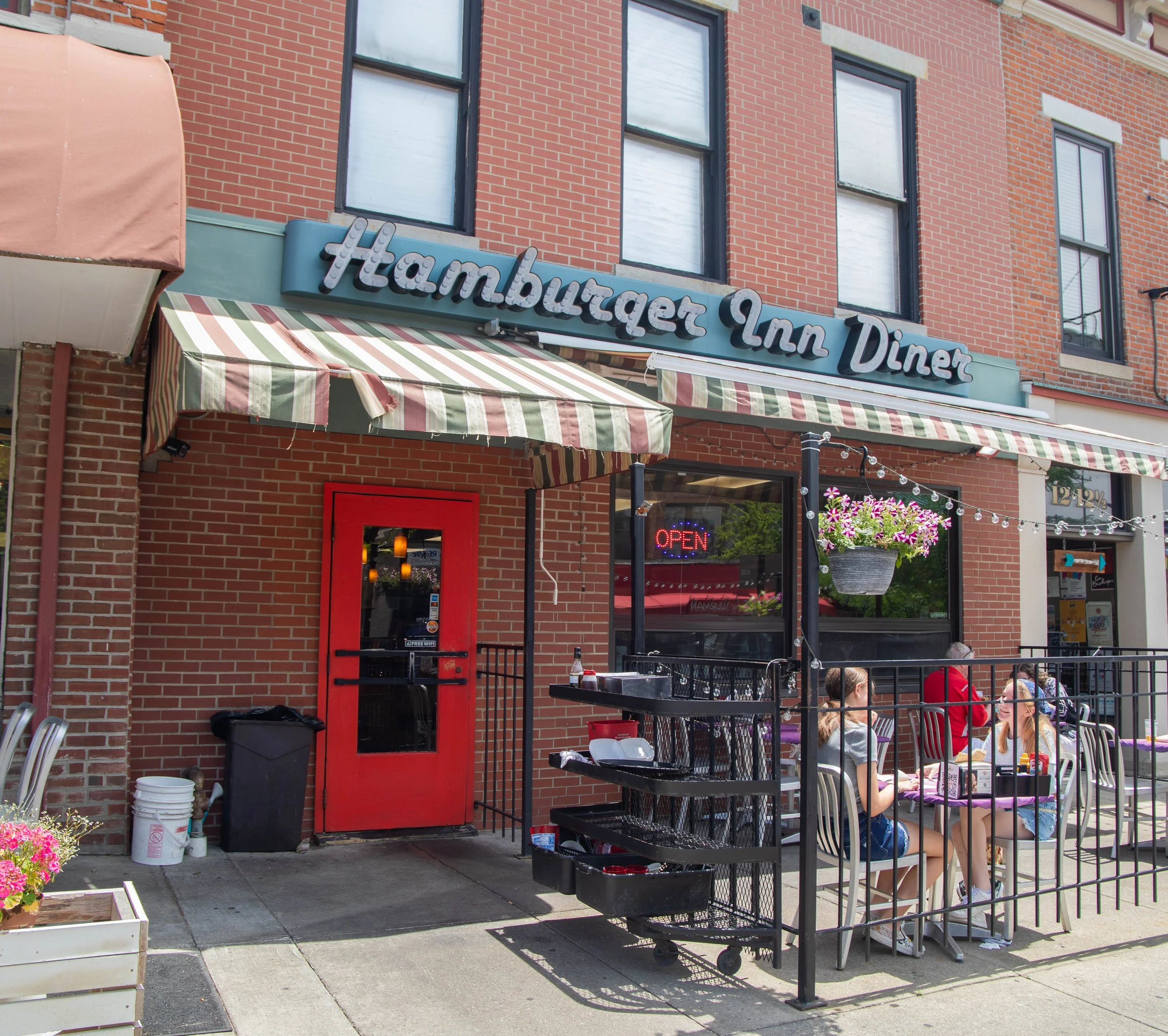 Delaware - 614 Mag  - AW -4.jpg