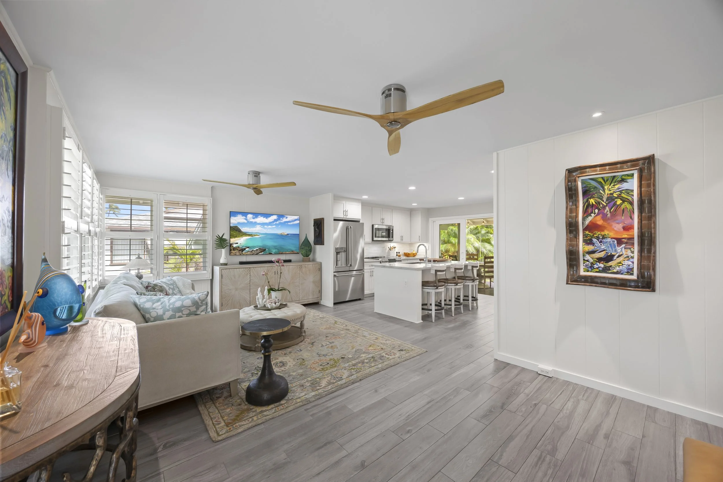 Tile flooring throughout, custom LED lighting, multi-zone split-system AC