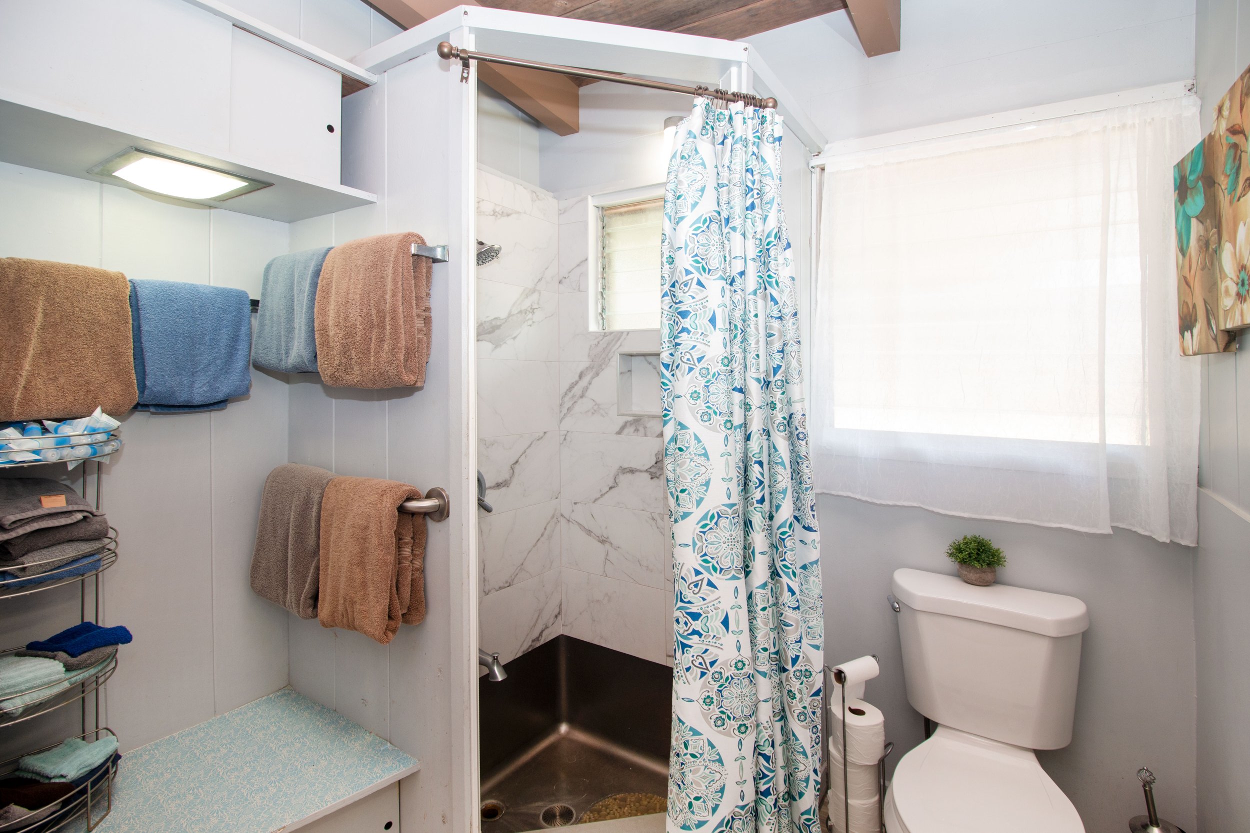 Bathroom on the second floor