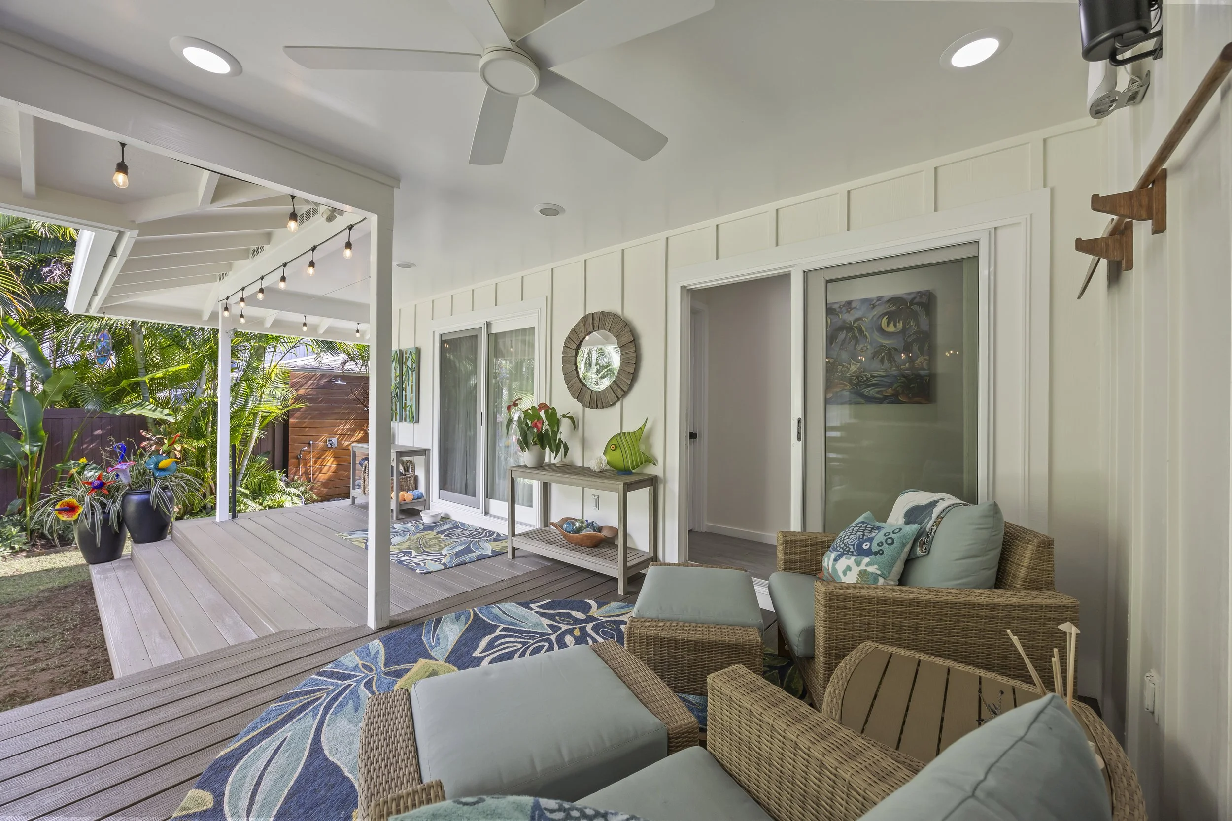 Outdoor sitting area