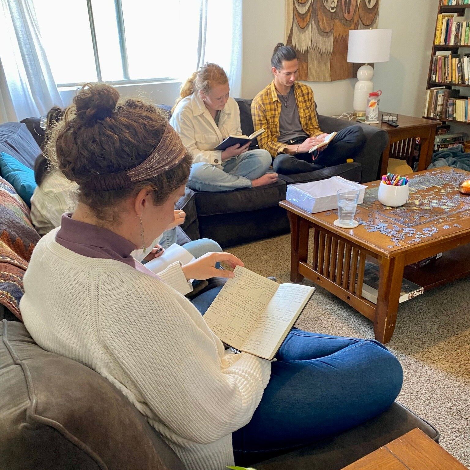 Vocational discernment time! Today's goal: write a personal mission statement. While a daunting task for sure, it was made manageable in the capable hands of our facilitator, Alison Wood. Spending time journaling, considering our values, and hearing 