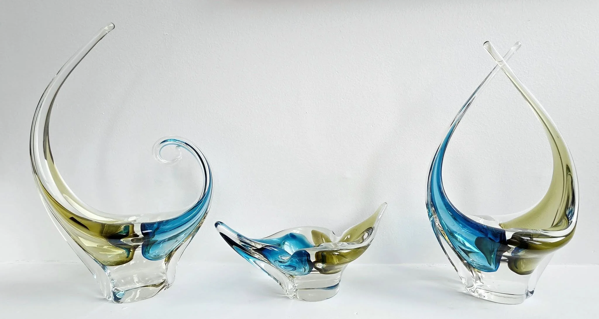 Perfect balance - not to mention perfect taste! Yves Dufo is the collector dusting these beauties.