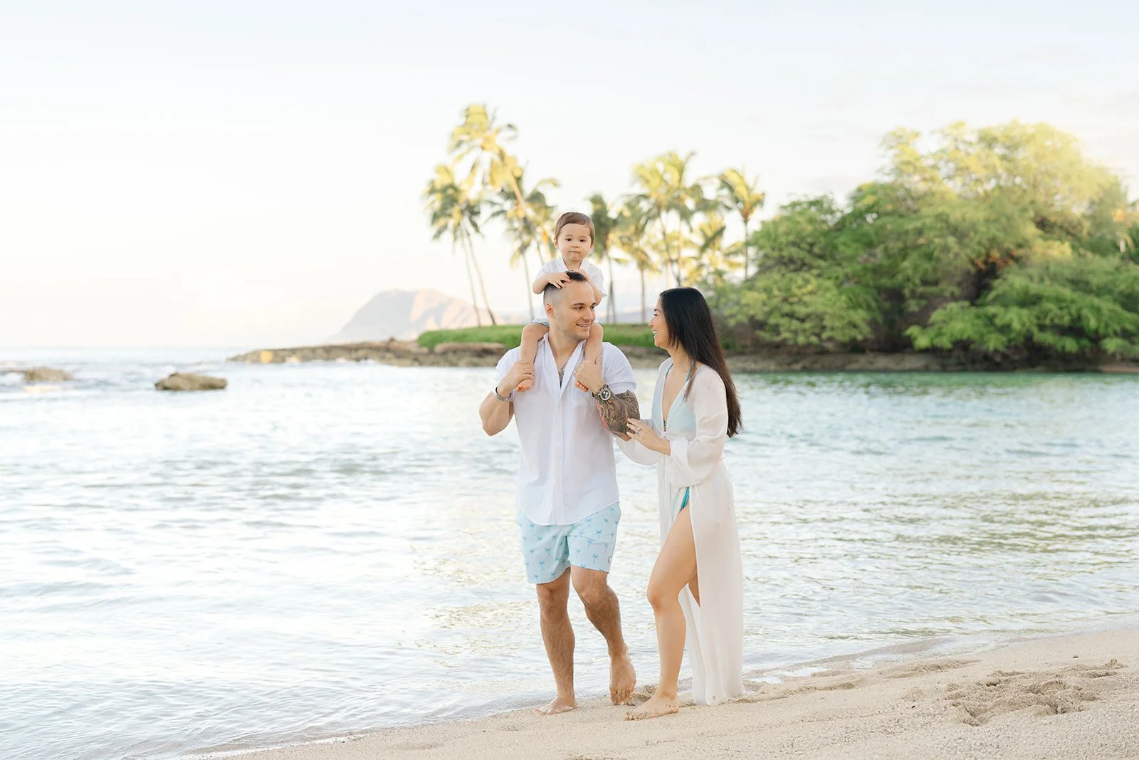 Gorgeous Casual Beach Photos: A Sunrise Family Session in Oahu
