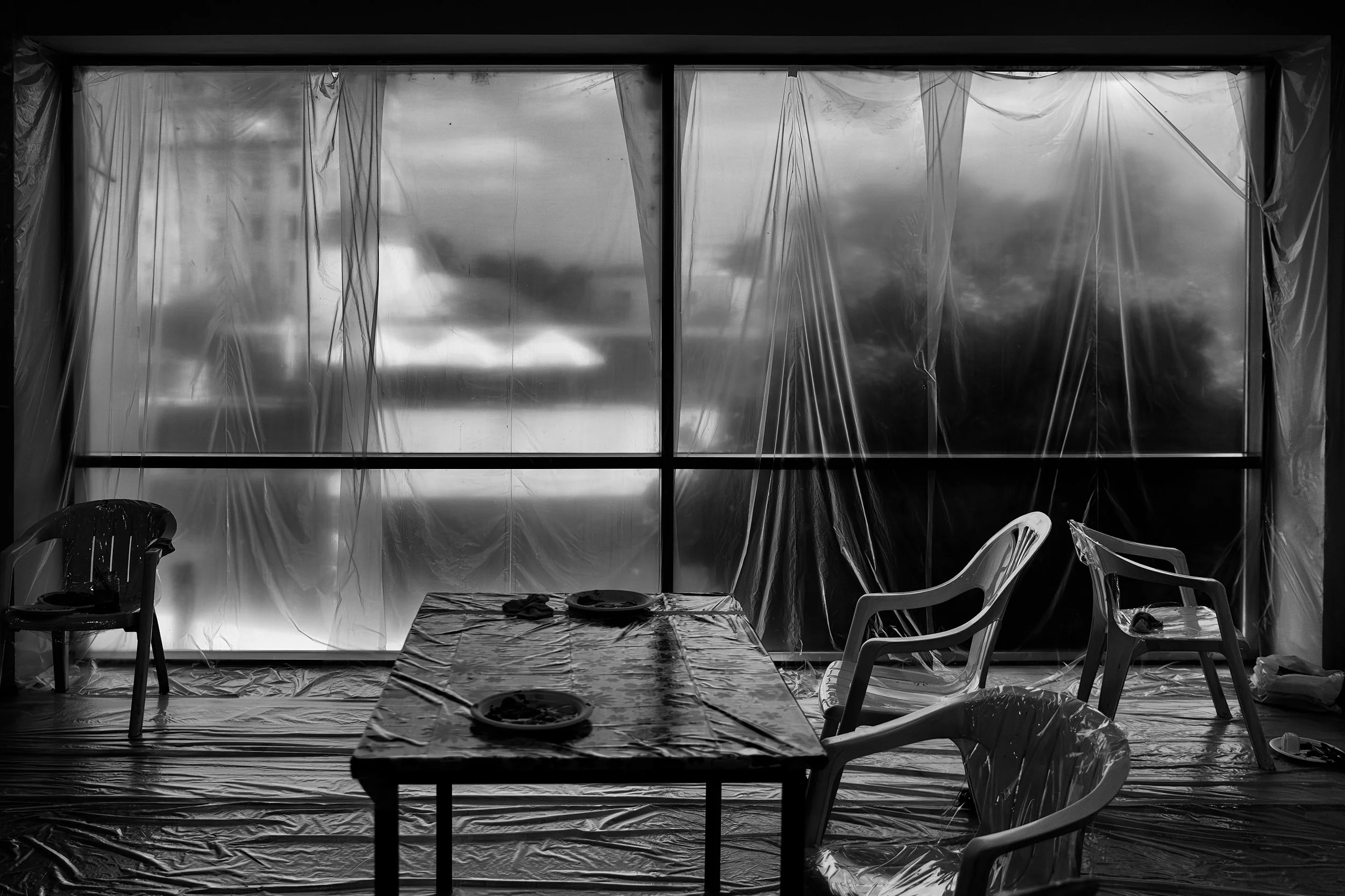 Psychart 24 is an event that sensitizes people towards people living with psychiatric illness. Participants of all ages, healthy or not, freely paint pictures together. 2024.