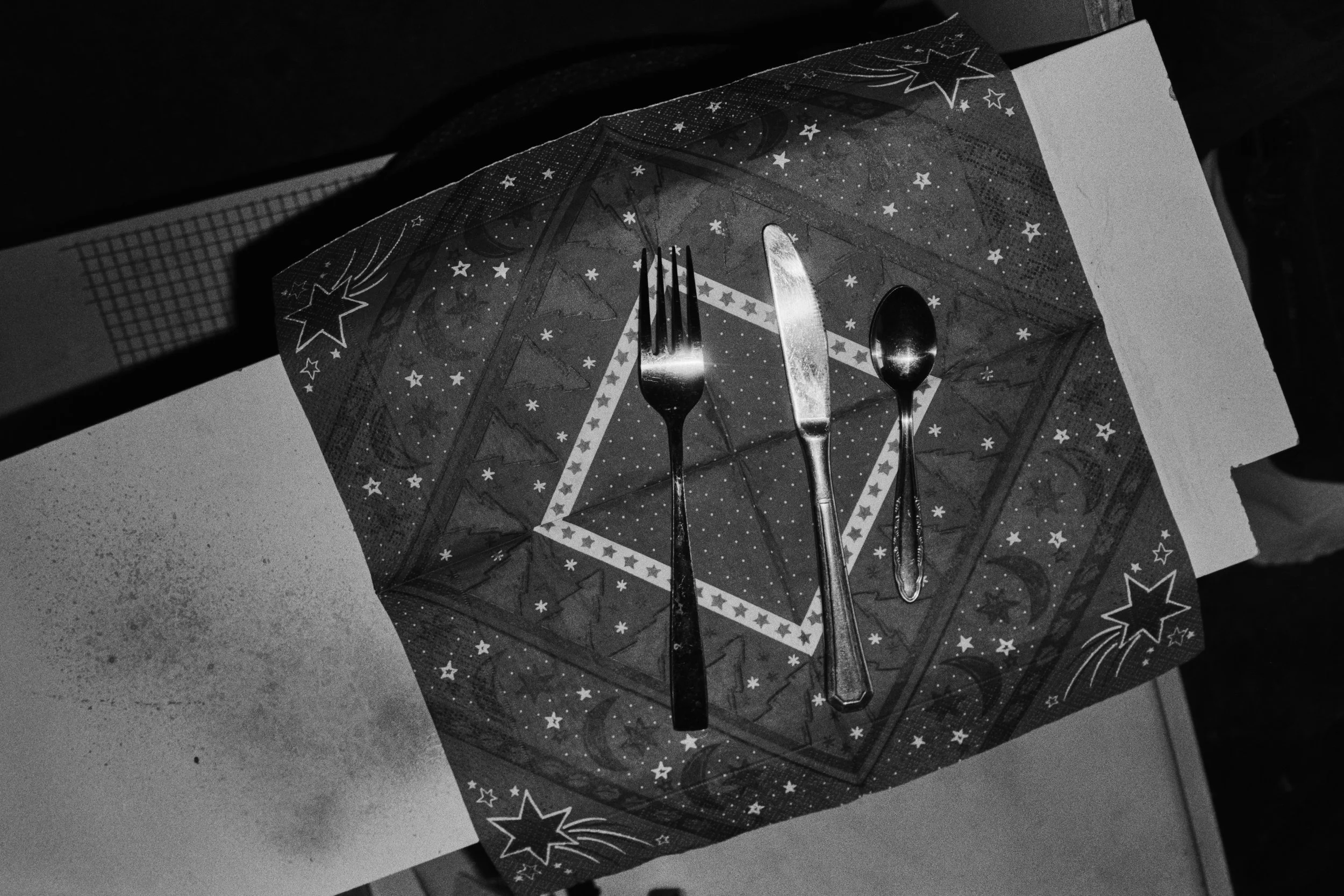 Table setting in a maintenance room.