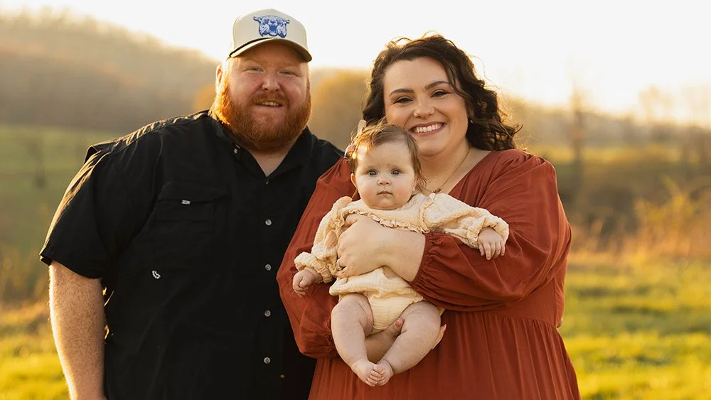 Magnolia Family Photos || Kentucky Photographer