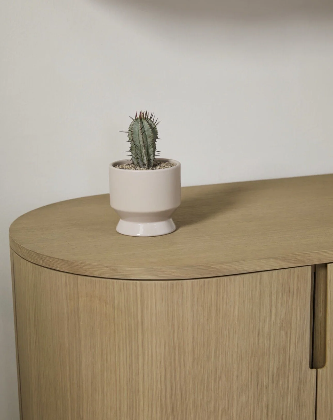 Tan Pasadena Pot 4"