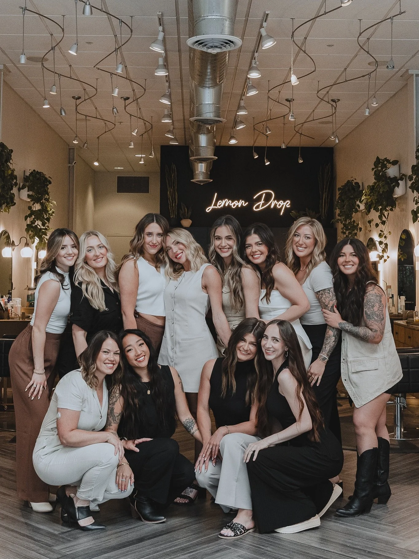 🍁The dreamiest team ever!! 🍁

We have a few openings before the holidays, visit our website to book an appointment with one of our talented stylist today!