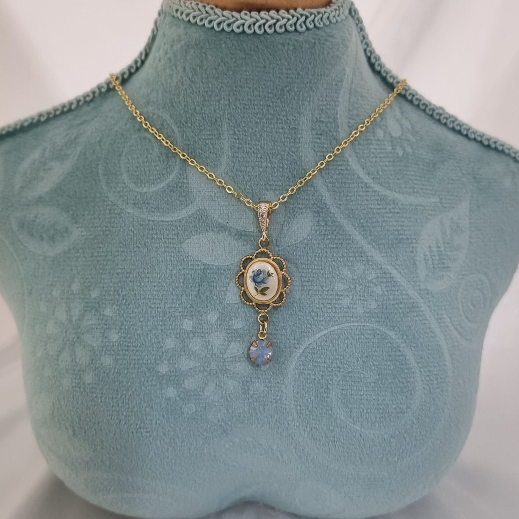 Rosies Vintage and Nik Naks Handcrafted Vintage Blue Rose Crystal Drop Pendant Necklace | Gold Scalloped Edged Jewellery
