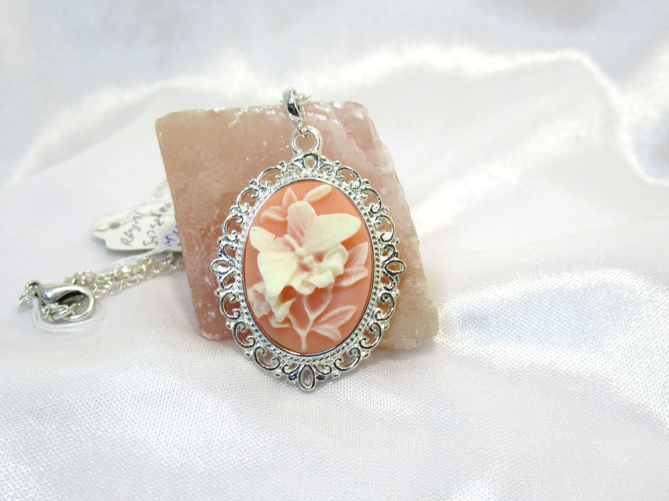 Rosies Vintage and Nik Naks Handcrafted Peachy Pink Butterfly Cameo Ornate Silver-Plated Pendant Necklace