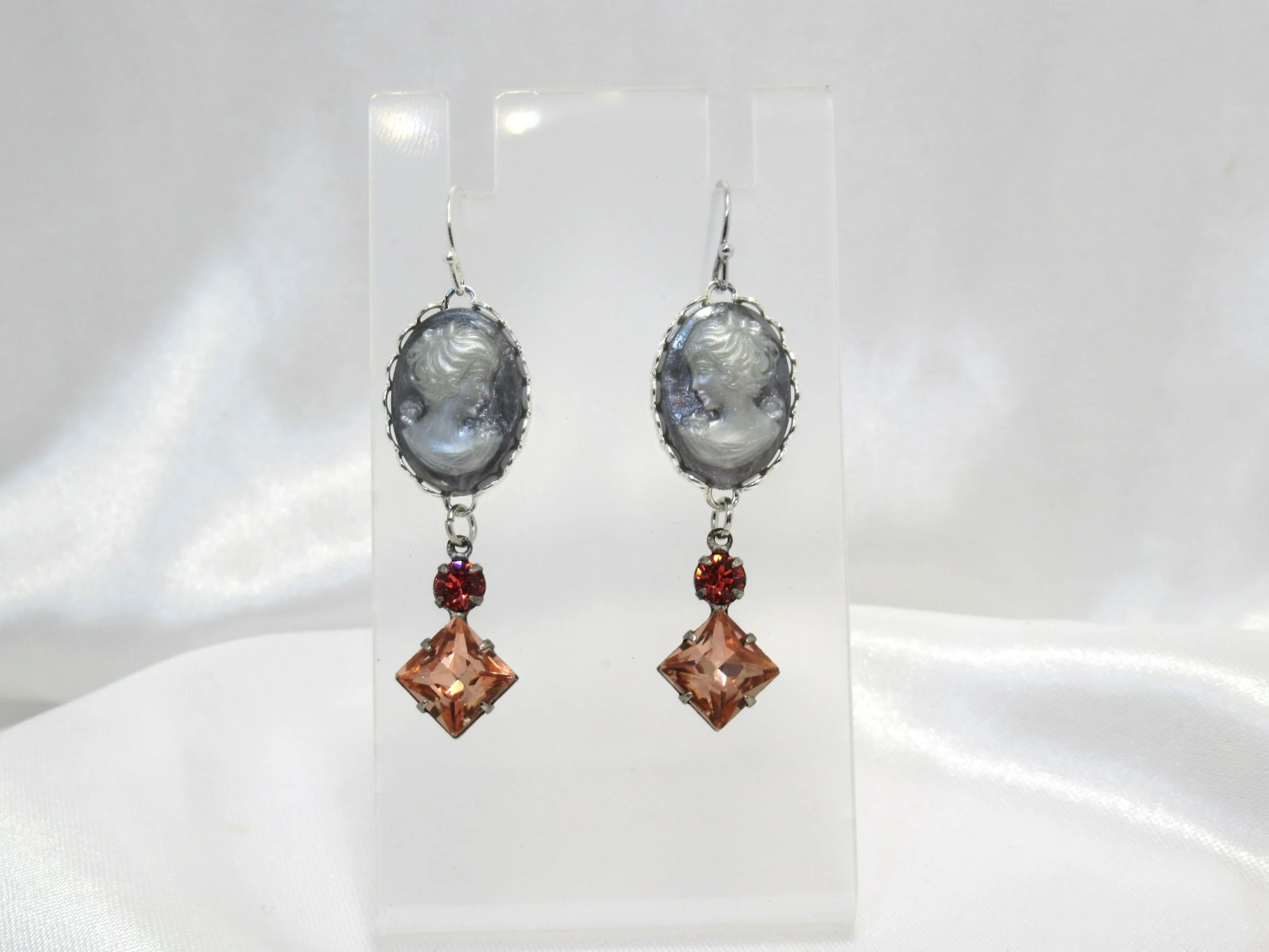 Rosies Vintage and Nik Naks Handcrafted Festive Vintage Grey Cameo Peach & Red Crystal Silver Earrings Old New.